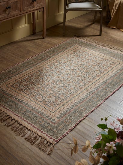 Gwennie Rug