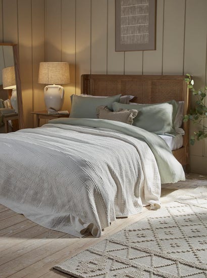 Sandringham Bedspread