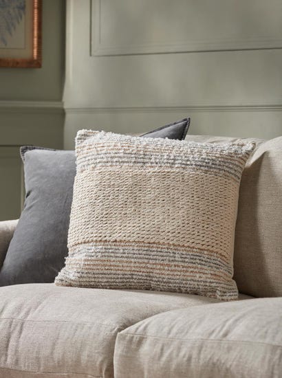 Hernals Cushion