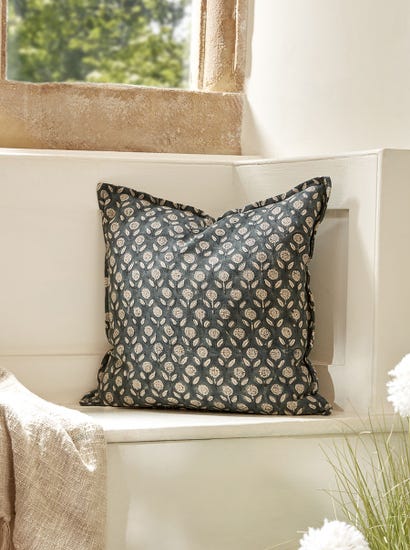 Silvadee Cushion