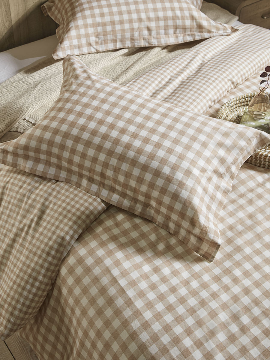 Product photograph of Cotton Gingham Duvet Set - Super King from Cox and Cox.