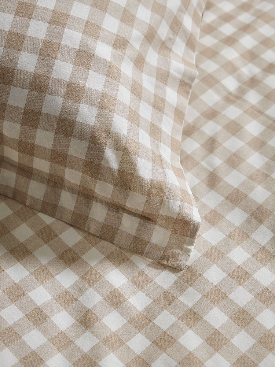 Product photograph of Cotton Gingham Duvet Set - Super King from Cox and Cox.