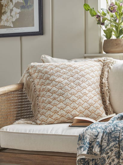 Aalto Cushion